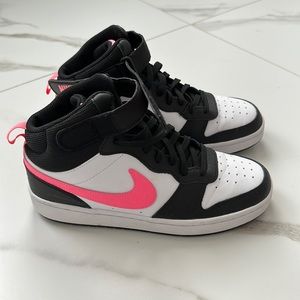 7 youth (women’s 8.5) Nike high tops